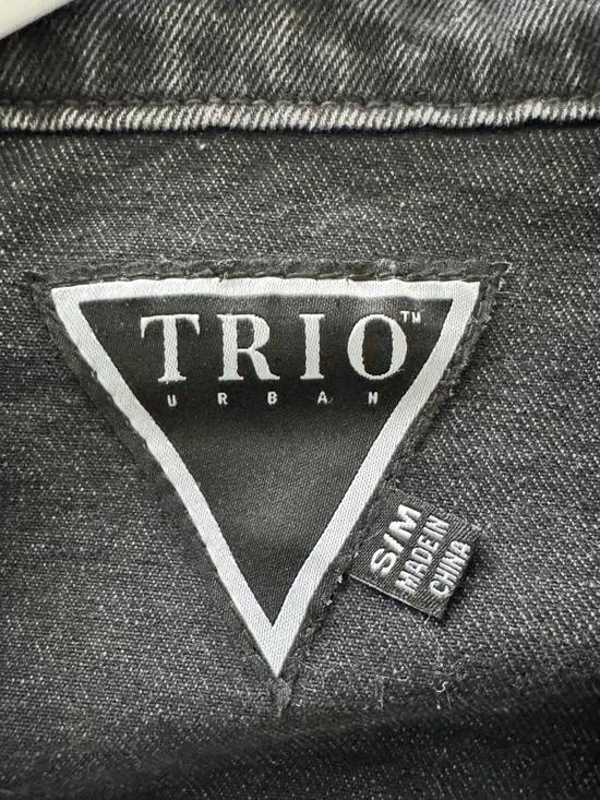Trio Urban Brooklyn cropped black denim jacket S/M - Picture 2 of 5